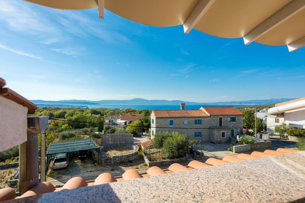 Apartmani Sandra Malinska Sveti Vid-Miholjice Екстер'єр фото
